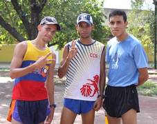 De izquierda a derecha Jesús Alvarez, Yorbin Acosta, Nelson Fajardo.